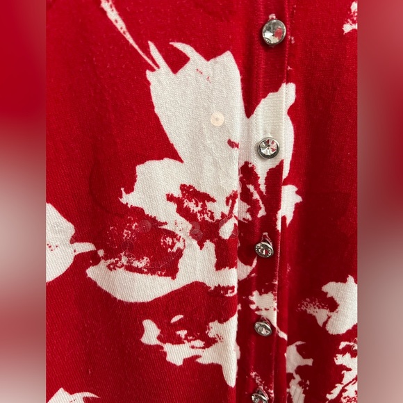 INC Red/White Flower V-Neck Cardigan Size Medium - Picture 3 of 5